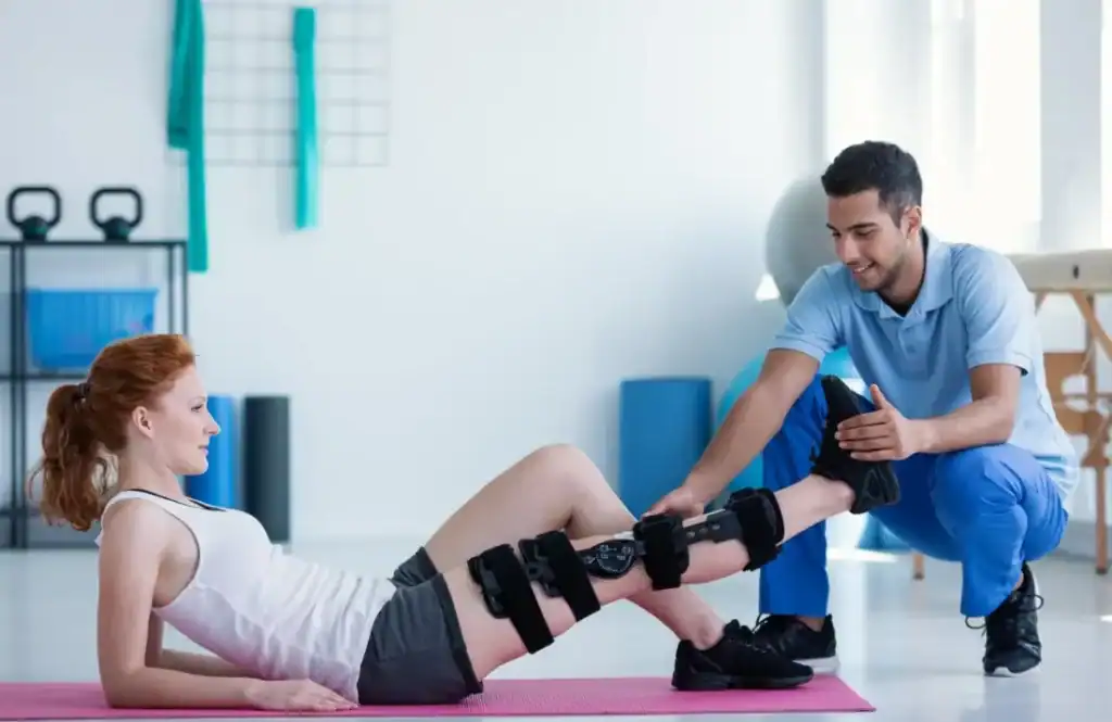 Debunking Meal Timing Myths: The Truth About Muscle Recovery 1 Woman having treatment to help muscle recovery Nazeing after an injury